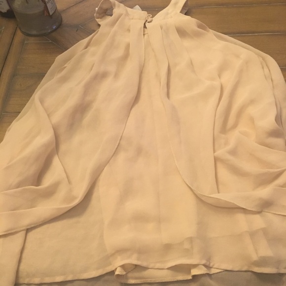 Cute pearl shirt for best offer - Picture 2 of 4